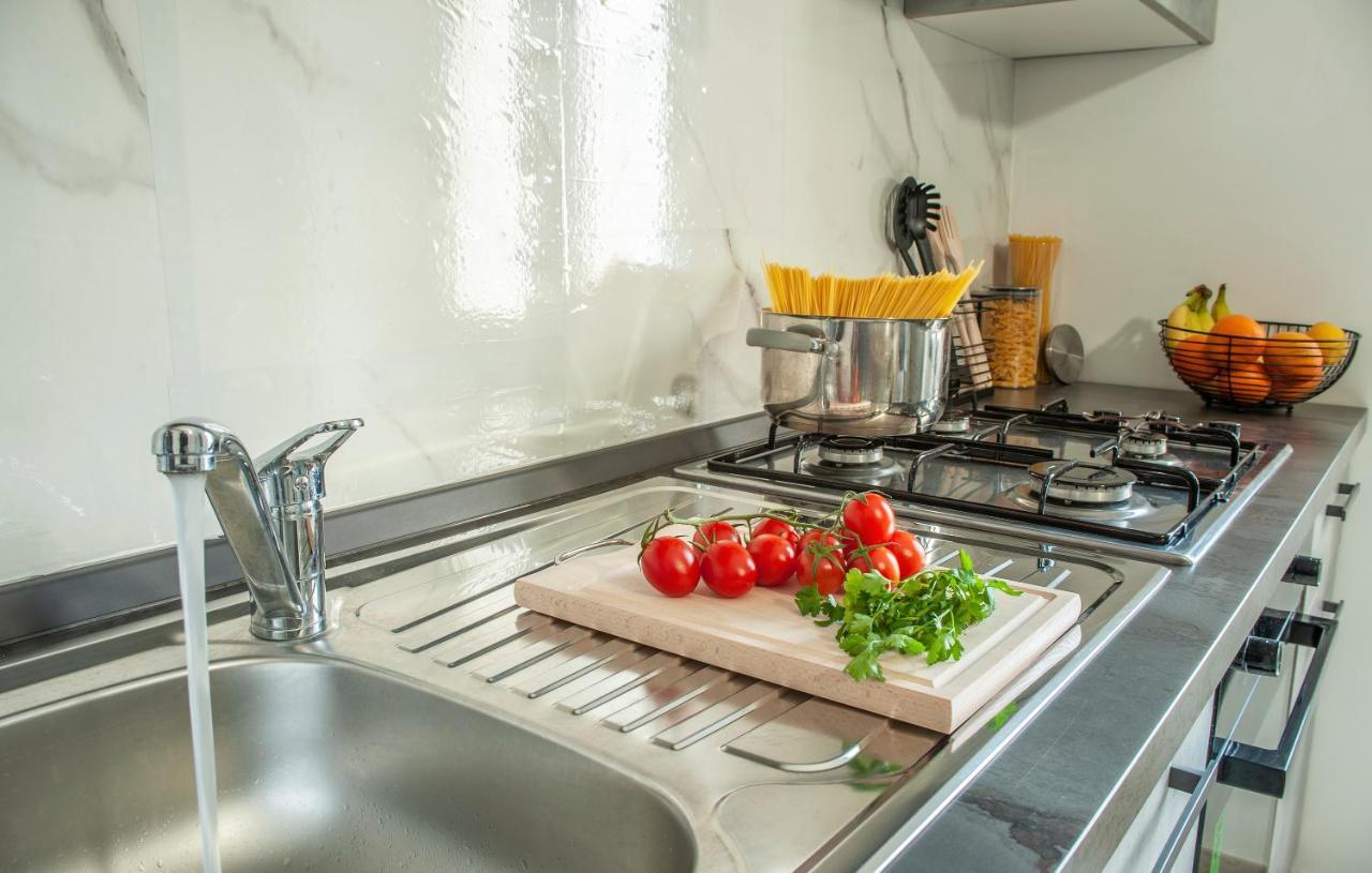 Sassari-Centro Elegante Appartamento Con Wifi E Netflix エクステリア 写真