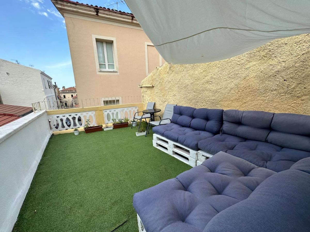 Sassari-Centro Elegante Appartamento Con Wifi E Netflix エクステリア 写真