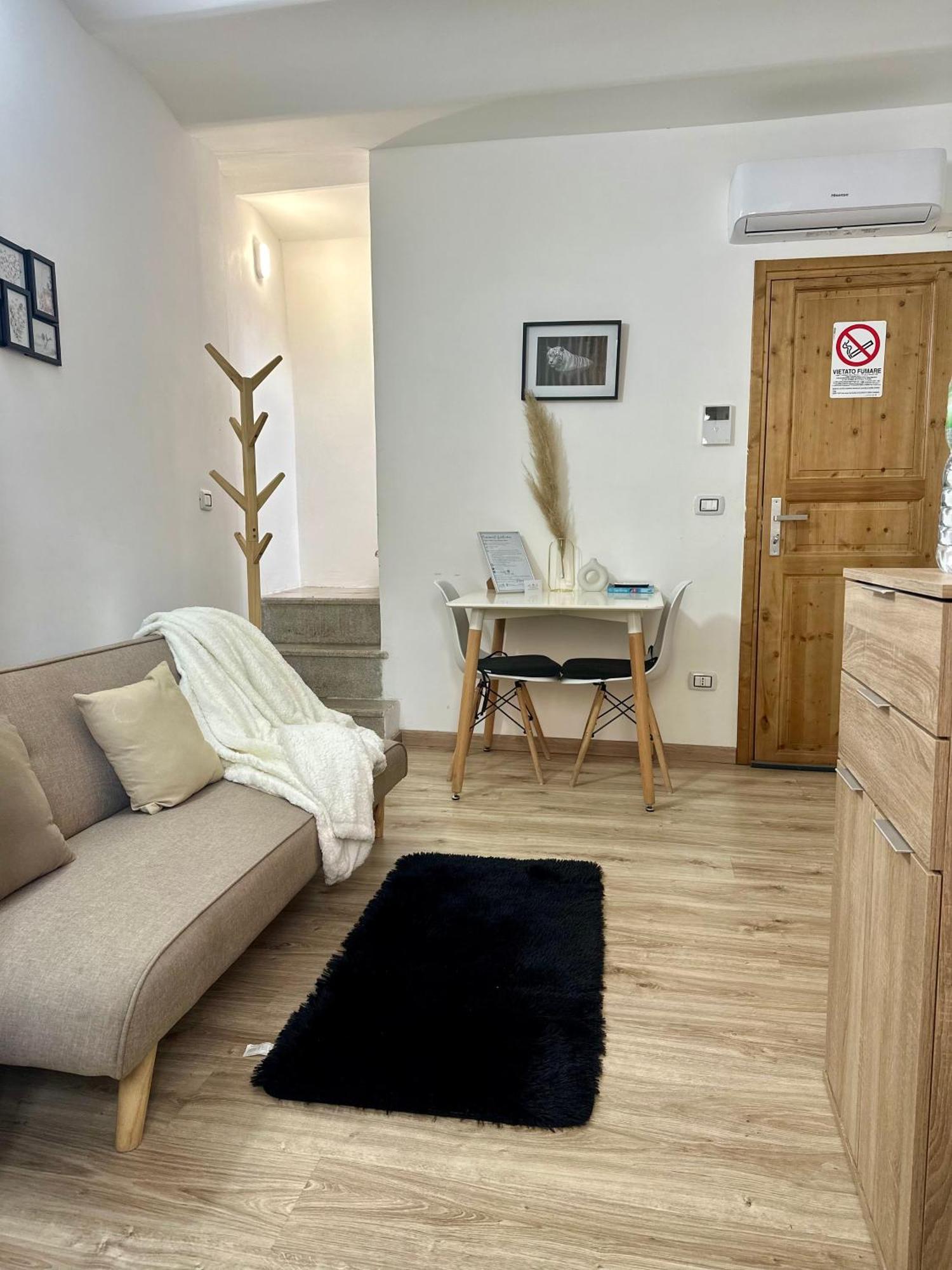 Sassari-Centro Elegante Appartamento Con Wifi E Netflix エクステリア 写真