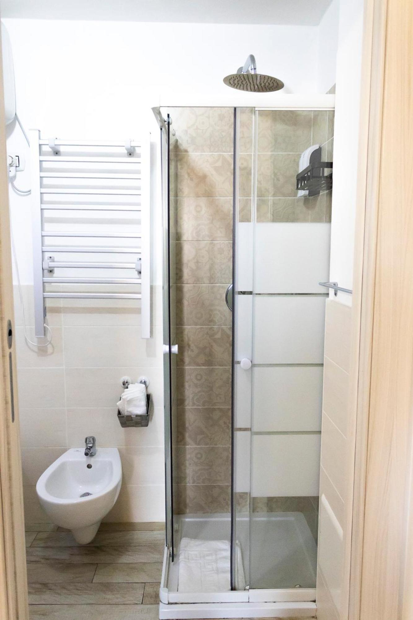 Sassari-Centro Elegante Appartamento Con Wifi E Netflix エクステリア 写真