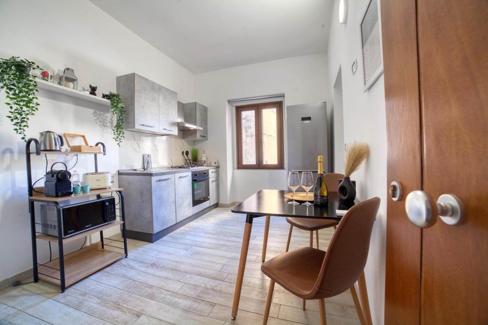 Sassari-Centro Elegante Appartamento Con Wifi E Netflix エクステリア 写真
